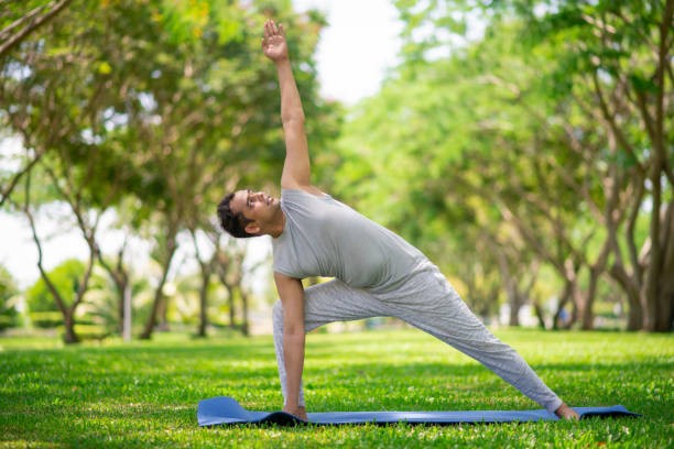 Yoga Poses, Triangle (Trikonasana)